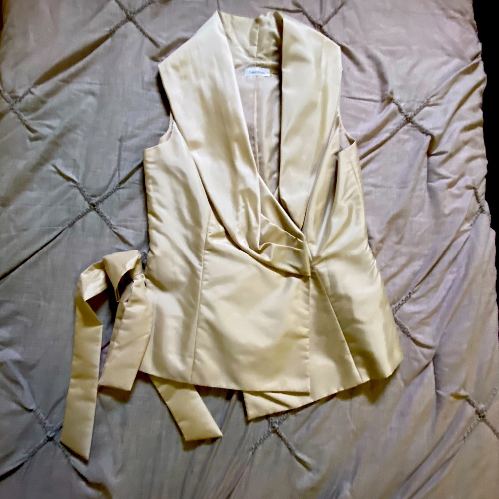 CALVIN KLEIN structured top with high collar
